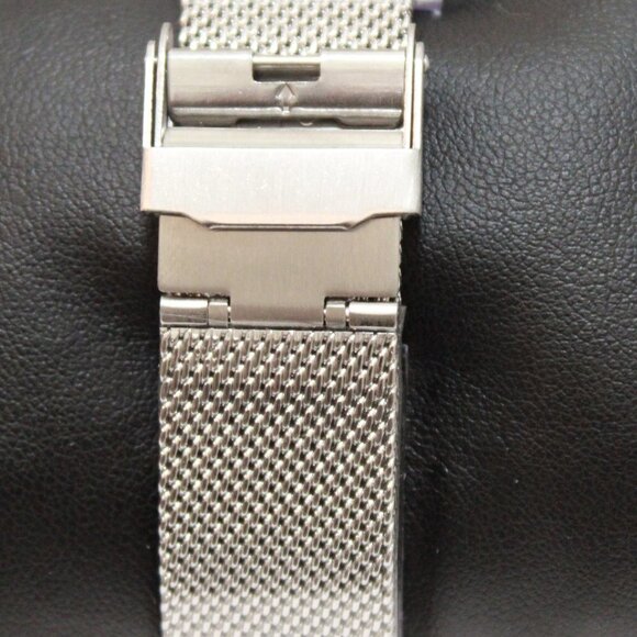 Women's Casual Watch With Rhinestones Natural Shell Dial Mesh Bracelet 36mm - Picture 11 of 13